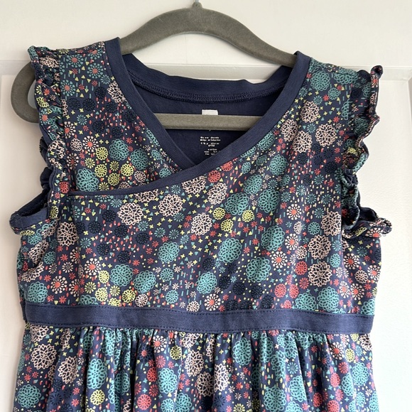 Size 7 Tea Collection wrap-neck sleeveless dress - Picture 3 of 7